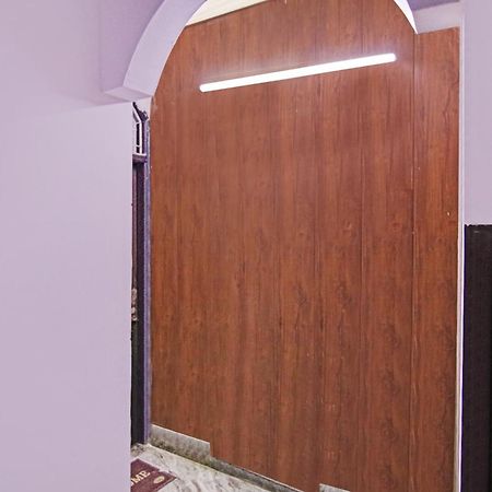 Flagship Hotel Decent Stay Near Pvr Vikaspuri Delhi Νέο Δελχί Εξωτερικό φωτογραφία