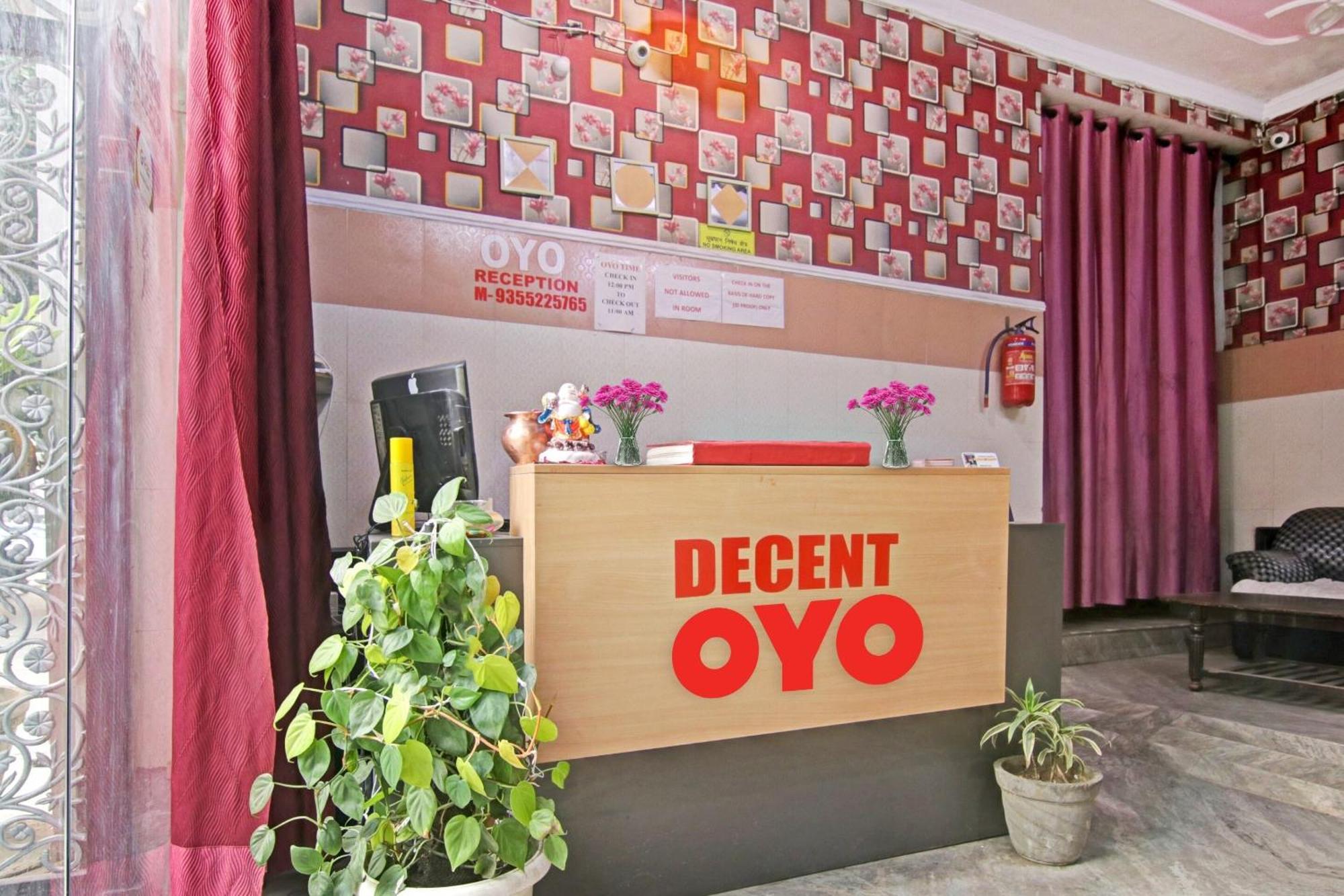 Flagship Hotel Decent Stay Near Pvr Vikaspuri Delhi Νέο Δελχί Εξωτερικό φωτογραφία
