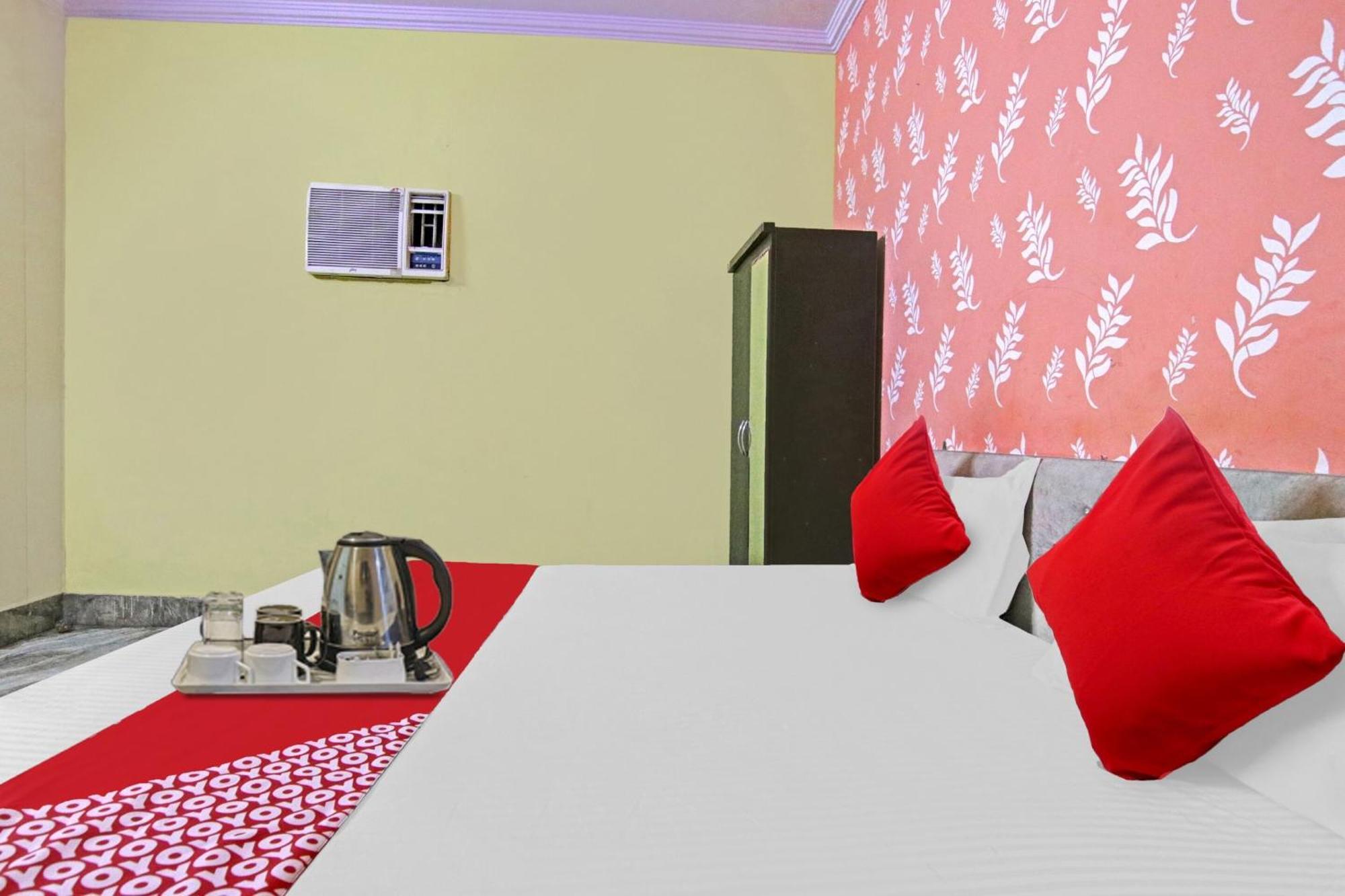 Flagship Hotel Decent Stay Near Pvr Vikaspuri Delhi Νέο Δελχί Εξωτερικό φωτογραφία